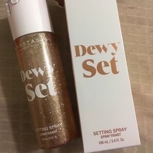 Anastasia Beverly Hills Makeup - Anastasia Beverly Hills Dewy Mist Anastasia Beverly Hills Makeup - Anastasia Beverly Hills Dewy Mist